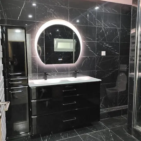 Maison Elegante Et Spacieuse * Écouen