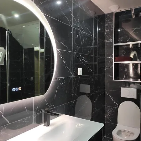 Maison Elegante Et Spacieuse *
