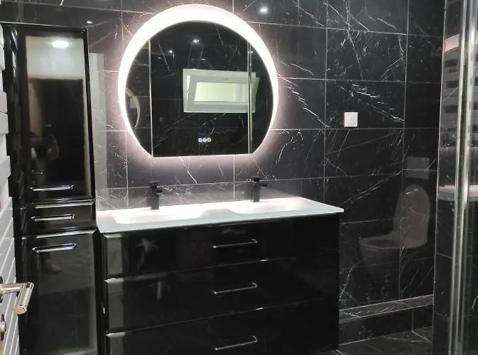 Maison Elegante Et Spacieuse * Écouen